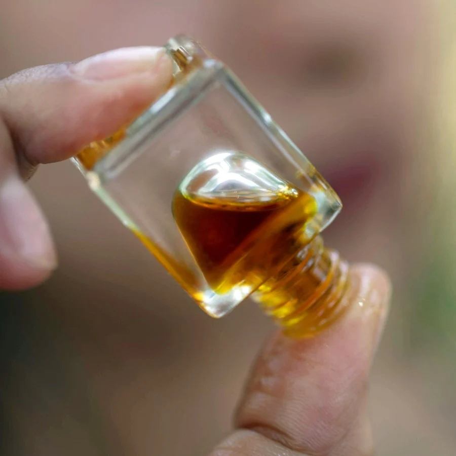 Patchouli Oil in Cosmetics, Perfumes & Soaps: Formulator's Complete Application Guide 3 patchouli oil in fragrance & perfumery
